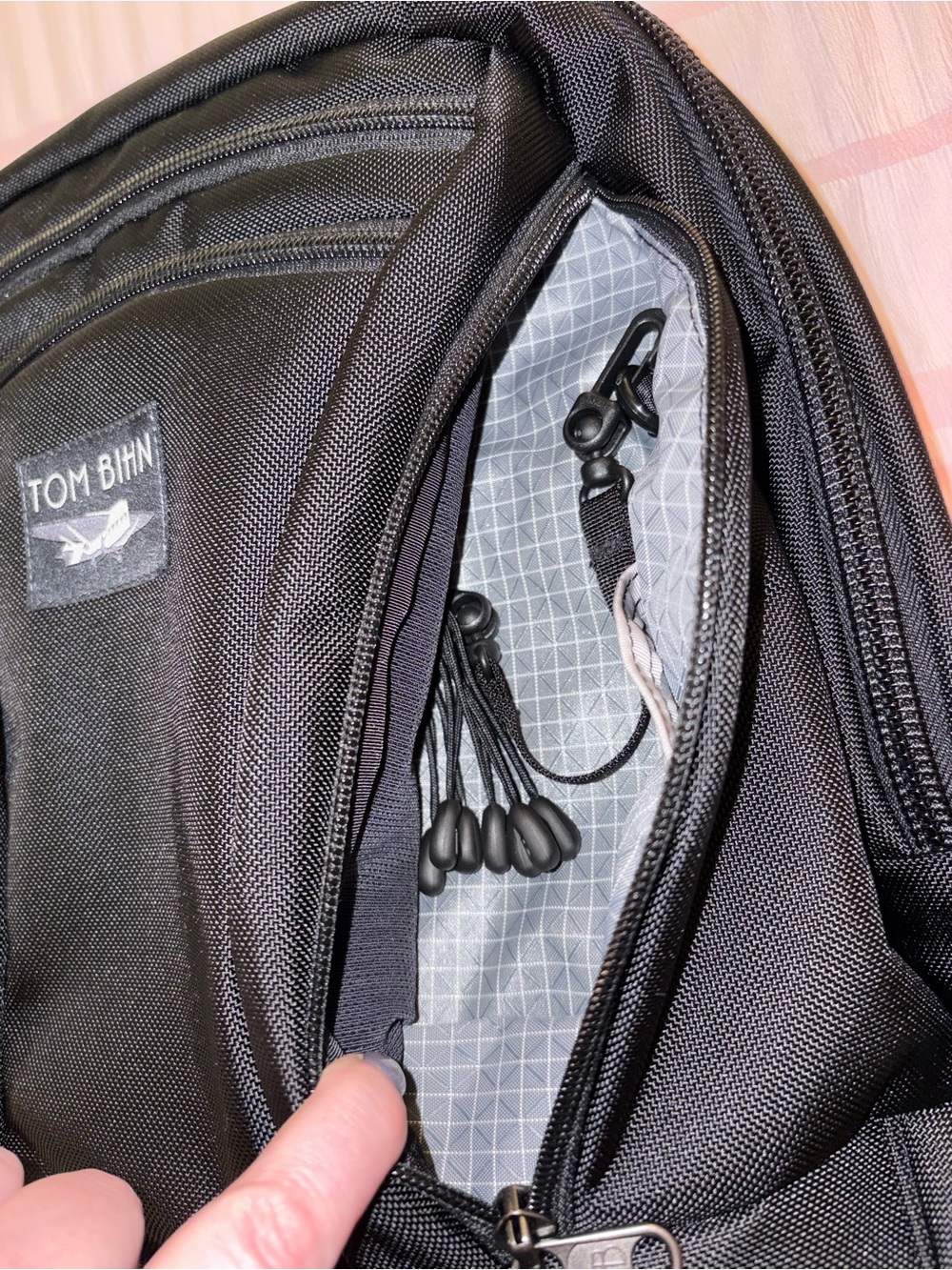 Tom Bihn Synapse 25 NWT - Picture 3 of 7